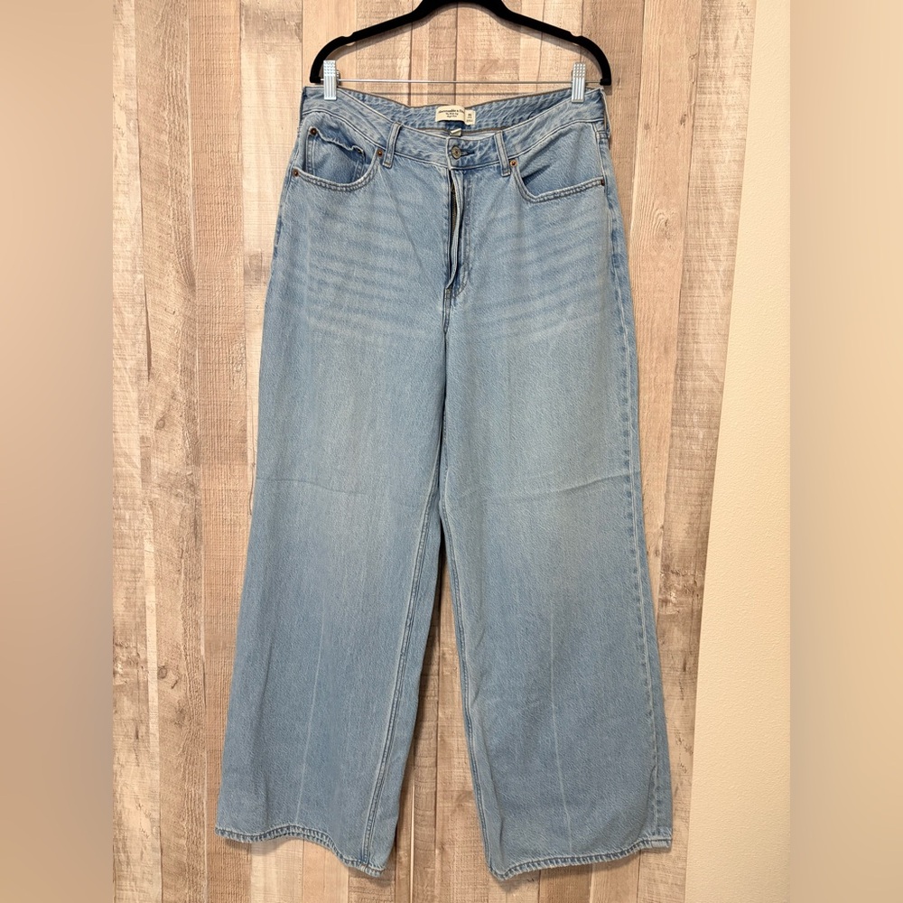 Abercrombie & Fitch Light Blue “Curve Love” High Rise Wide Leg Jeans